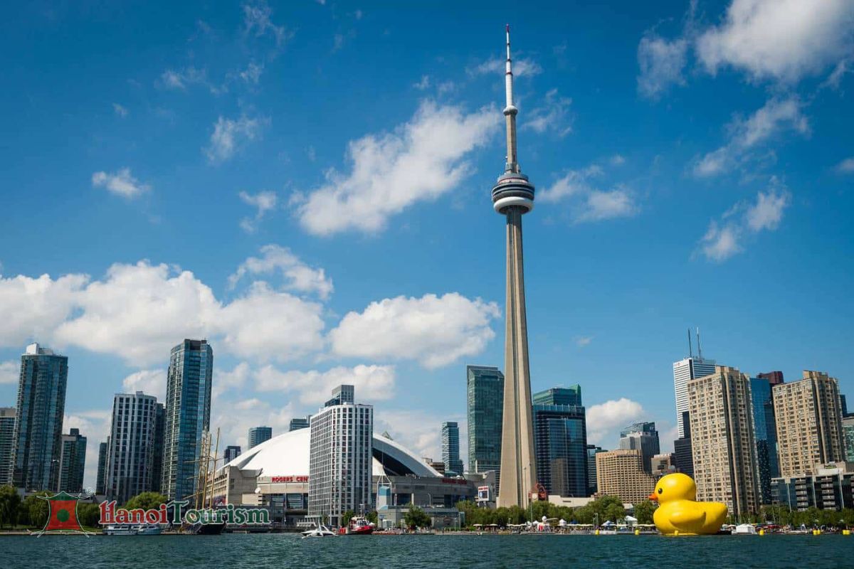 Tháp truyền hình CN Tower - Toronto- Canada