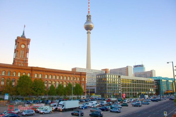 Tòa thị chính Rotes Rathaus - Berlin - Đức